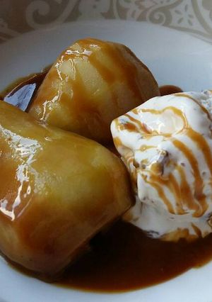A picture of Vickys Baked Pears & Caramel Sauce, GF DF EF SF NF.