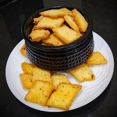 A picture of Namkeen Namakpare.