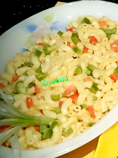 A picture of Three coloured simple vegetables macaroni.