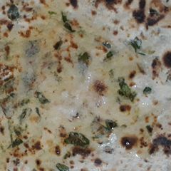 A picture of Methi Roti.