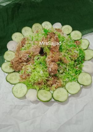 A picture of Haryali Chicken Biryani.