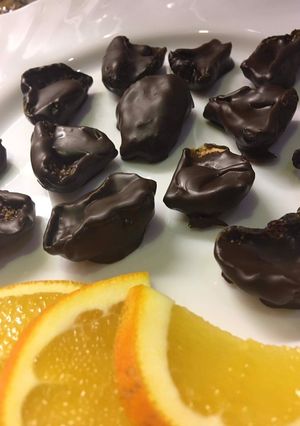 Aszalt füge étcsokiban #ezüst recept fotója