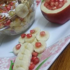 A picture of Creamy fruit chat.
