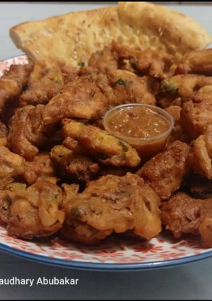 A picture of Vegetable Pakoray.