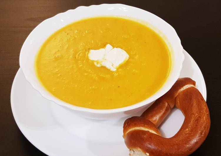 How to Make Homemade Butternut squash and goat cheese soup