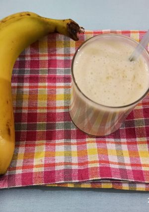 A picture of Banana smoothie.
