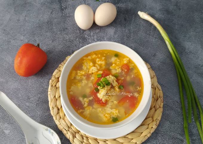 249. Sup Telur Tomat