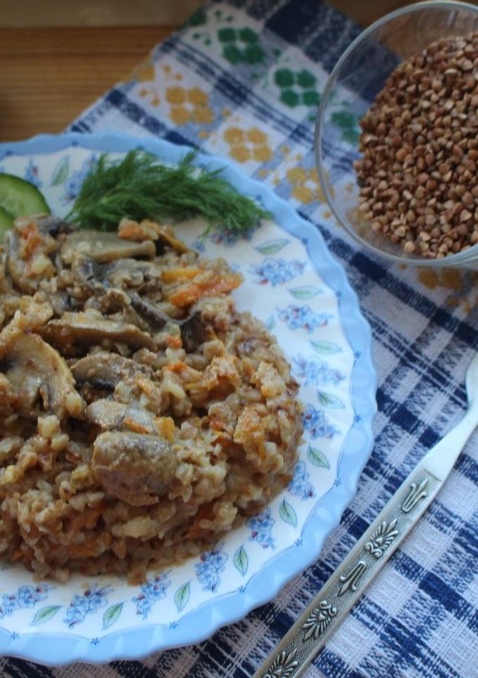 Гречка з грибами в мультиварці
