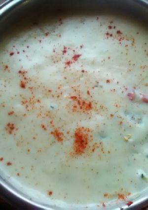 Una foto de Pastel de puerro y zapallitos con salsa blanca