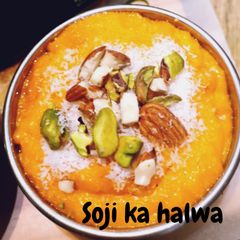 A picture of Soji ka halwa.