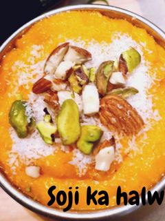 A picture of Soji ka halwa.