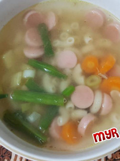 Foto resep Sop Sosis Macaroni✅