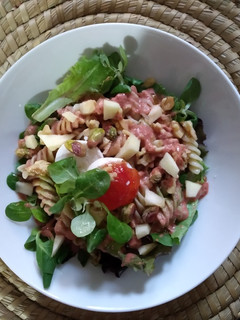 Una foto de Ensalada capricho de Pitiminí