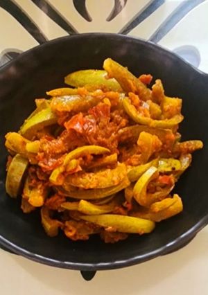 A picture of Parwal ki sabji.