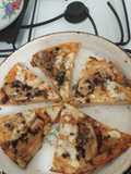 Pizza de pera y queso azul