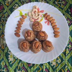 A picture of Adadiya Sweet.