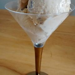 A picture of Cashew Butter & Banana Ice Cream.
