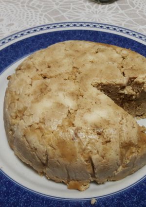 Una foto de "Queso feta" de almendra vegano (versión con pulpa y horneado) 🧀