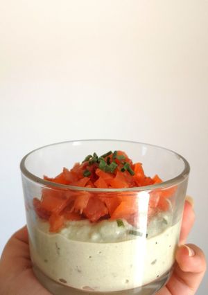 Une photo de Verrine avocat truite