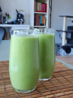 A picture of Mint smoothie 💚.