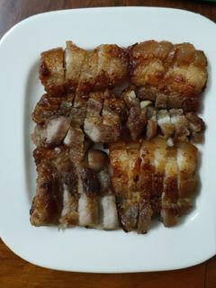 Hình của món Ba rọi chiên sả.