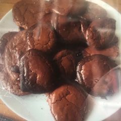 Flourless chocolate cookies A picture of Flourless chocolate cookies.