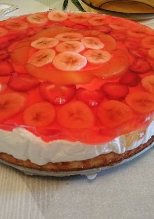Citromos joghurt torta gyümölcsökkel recept fotója