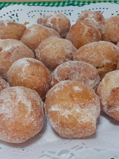 Una foto de Buñuelos granadinos