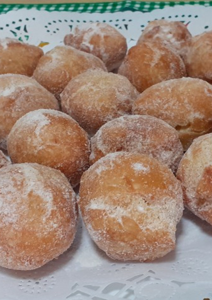 Una foto de Buñuelos granadinos