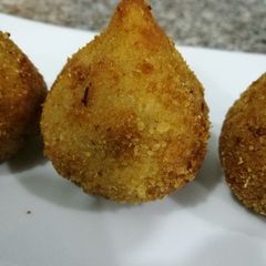 A picture of Coxinha.