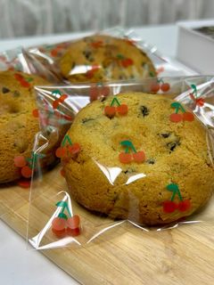 Hình của món Chocolate Chip Cookies 🍪.