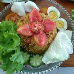 รูปของ Nasi goreng sosis mercon