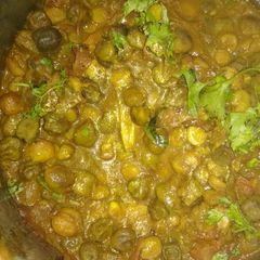 Green matar ghoogni A picture of Green matar ghoogni.