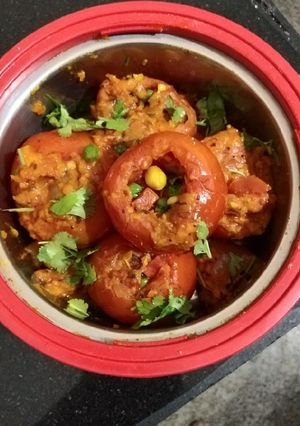 A picture of Stuffed Tomato.