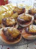 Mini hamburguesas con cebollino y eneldo