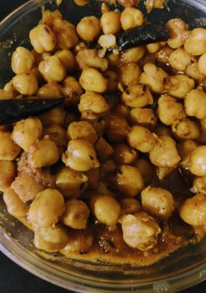ঘুগনি (ghugni recipe in Bengali) রেসিপির প্রধান ছবি