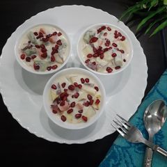 A picture of Fruits raita flahari.