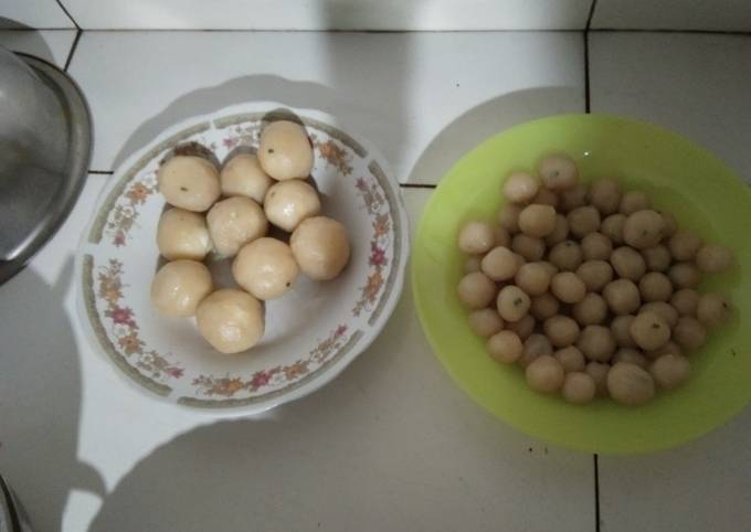 Cilok telur puyuh