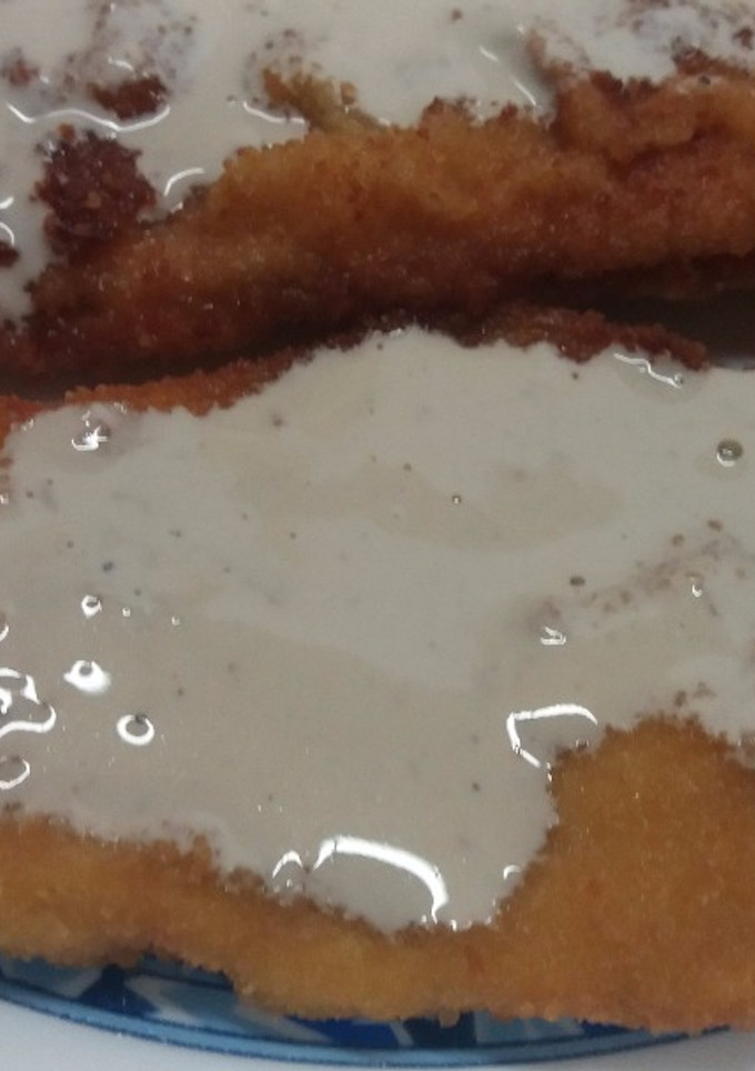 Una foto de Escalopines de ternera con salsa de cabrales