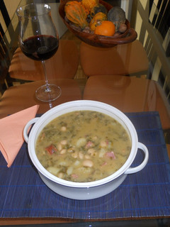 Una foto de Caldo gallego