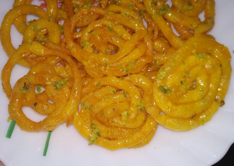 Steps to Make Any-night-of-the-week Instant Jalebi