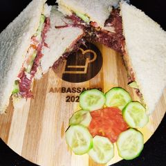 Hunter Beef 🍖 Sandwiches 🥪 A picture of Hunter Beef 🍖 Sandwiches 🥪.