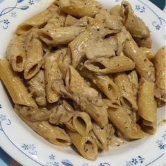 A picture of Creamy Mushroom 🍄‍🟫 Pasta.