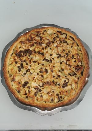 A picture of Apple, Chocolate, and Almond Tart.