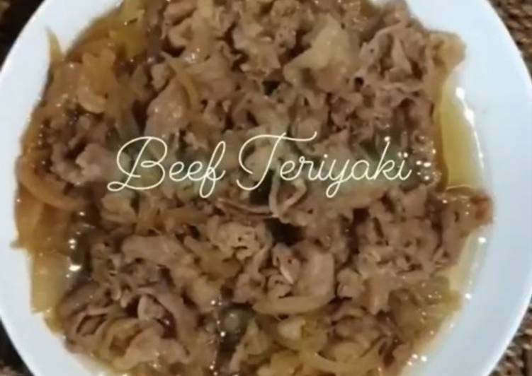 Bagaimana Menyiapkan Beef Teriyaki ala Yoshinoya yang Lezat Sekali