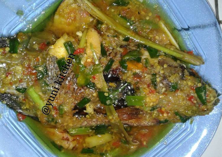 Ikan nila cobek asam pedas ππ