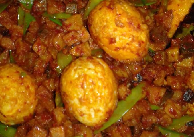 Sambal goreng ati n telur(porsi lebaran)