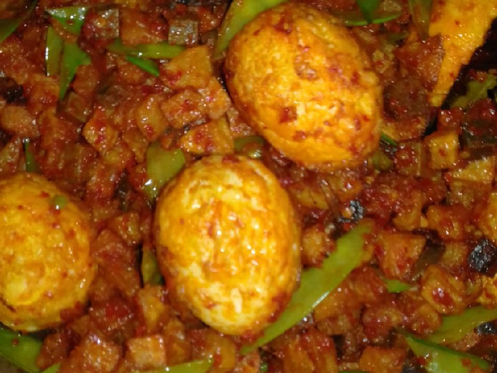 Langkah Mudah untuk Membuat Sambal goreng ati n telur(porsi lebaran) yang Enak