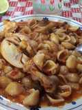 Guiso de fideos con pollo