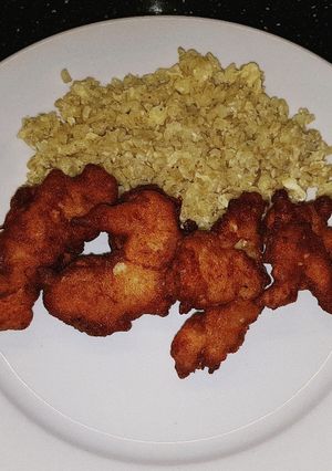 Csirkemell párizsiasan, tojásos bulgurral recept fotója